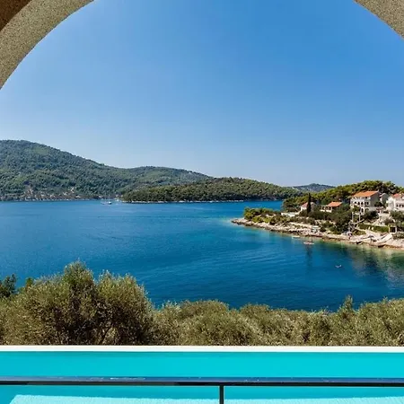 Belvedere Szálloda Vela Luka